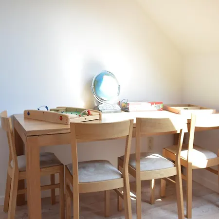 Holiday home Family Retreat, Forested Anhee, Cleaning Included Denee