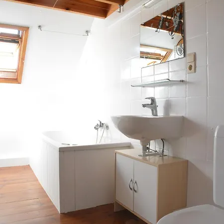 Family Retreat, Forested Anhee, Cleaning Included *